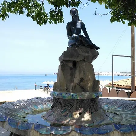 Casa Lì * Giardini Naxos